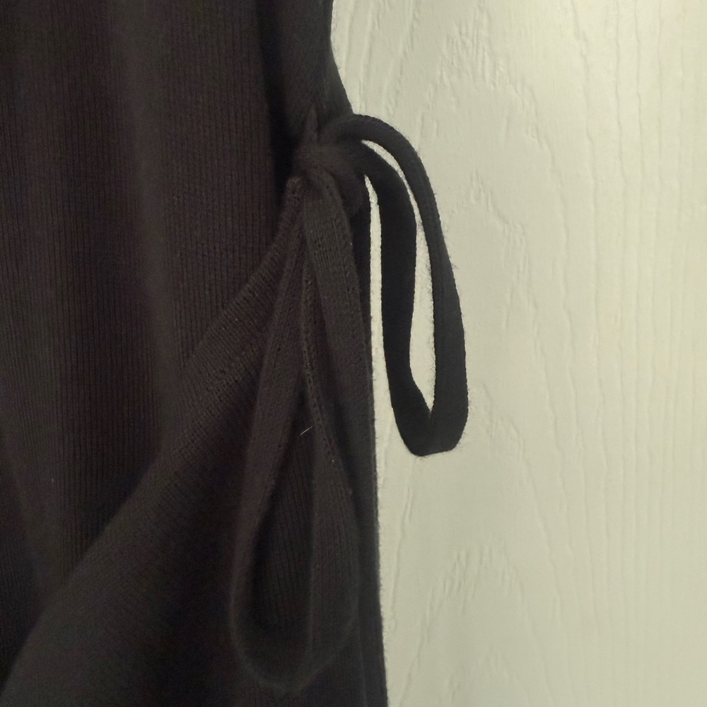 Banana Republic Black Sleeveless Twist-Waist Midi Dress - Picture 5 of 5